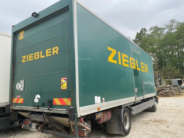Camion Mercedes Atego 1524