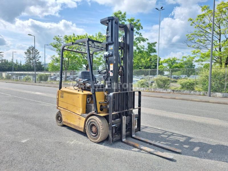 Wózek widłowy Caterpillar EP25KP