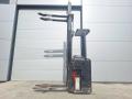 Stacker Caterpillar NSR16NI