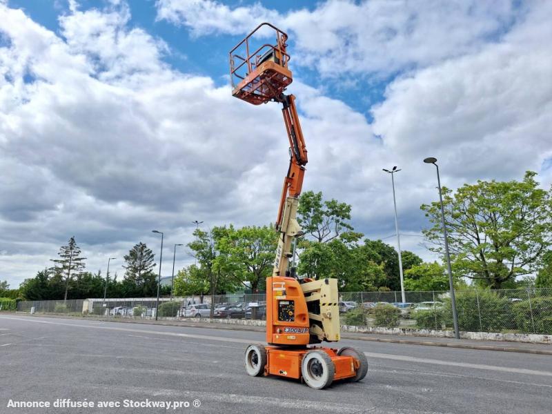 Photo JLG E300AJP  image 18/28
