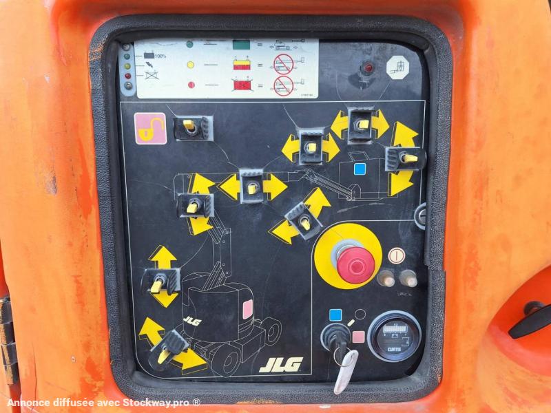 Photo JLG E300AJP  image 25/28