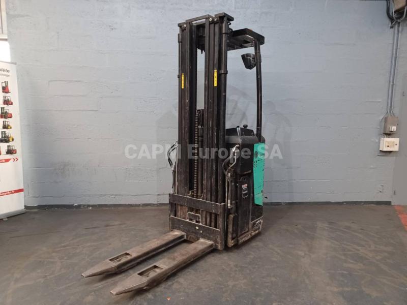 Stacker Caterpillar NSR16N