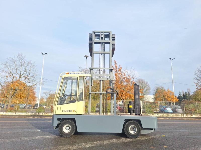 Side loader Hubtex S30 D