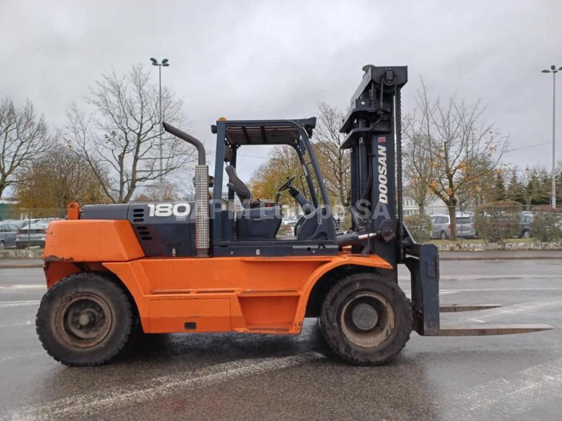 Wózek widłowy Doosan D1808-S