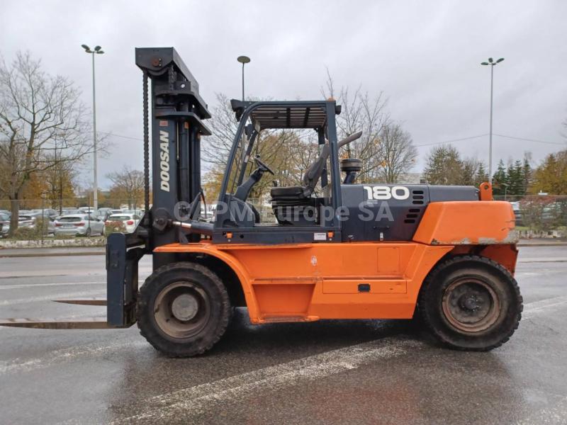 Wózek widłowy Doosan D1808-S