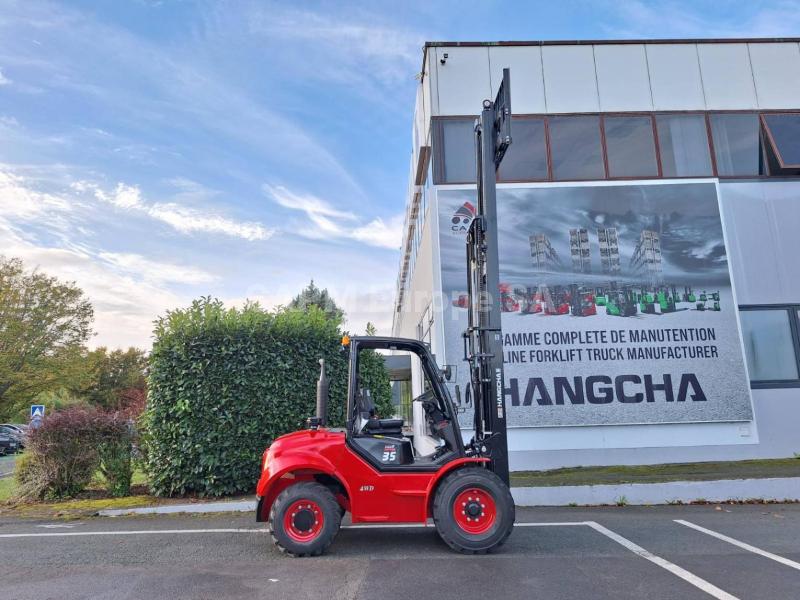 All-terrain forklift Hangcha TT35-4