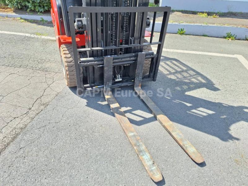 Carrelli elevatori Hangcha A4W25