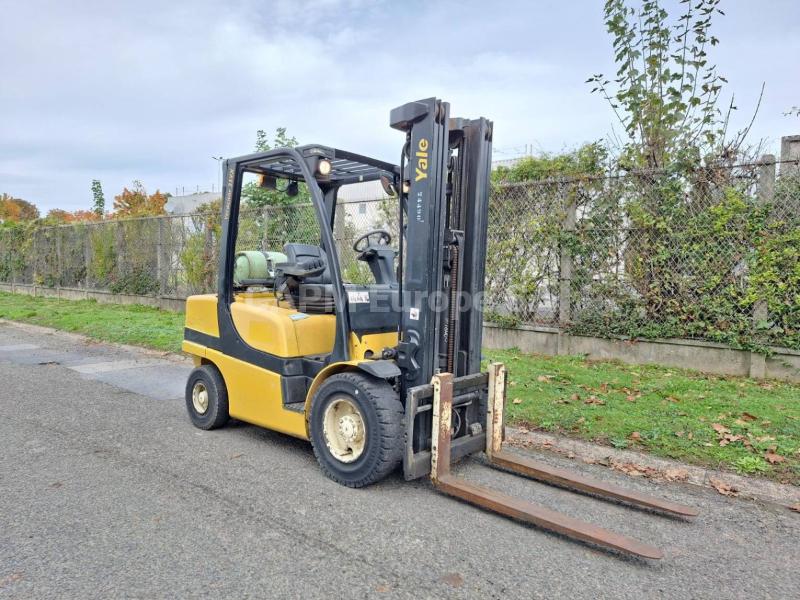 Chariot élévateur Yale GLP35VX