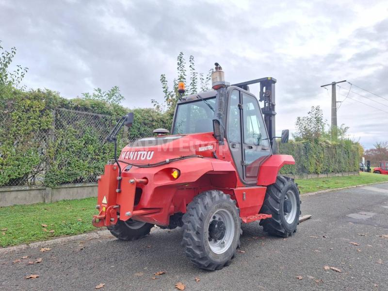 All-terrain forklift Manitou M26-4 T3B