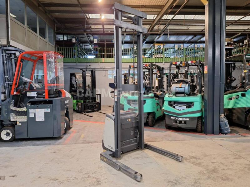 Stacker Crown ST3000-1.0