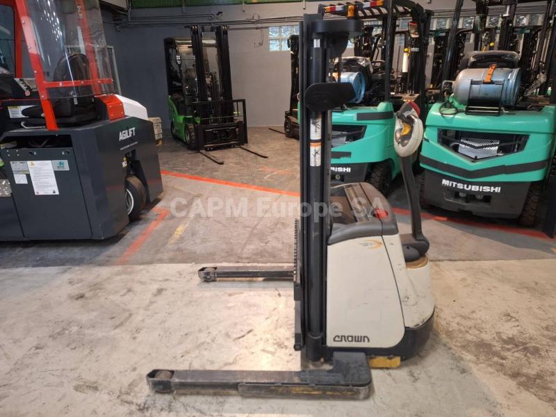 Stacker Crown ST3000-1.0