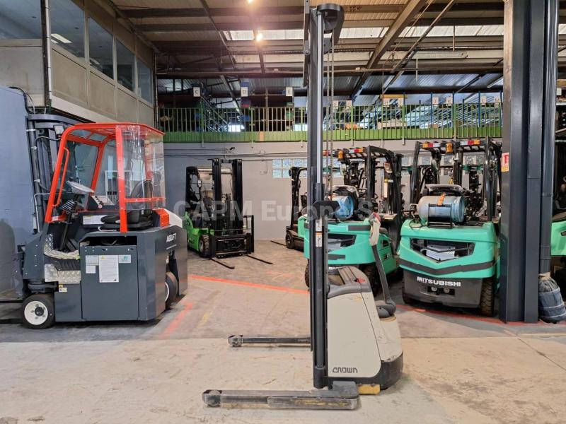 Stacker Crown ST3000-1.0