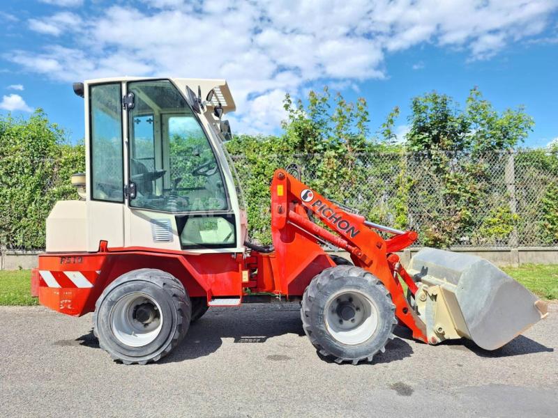 Loader Pichon P510