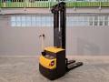 Stacker Caterpillar NSP16N2