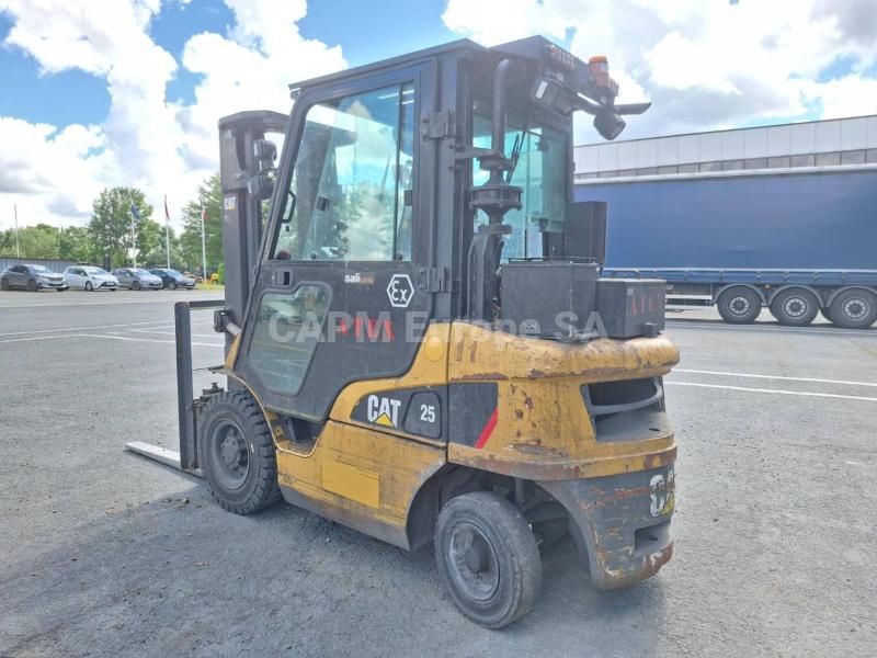 Carrelli elevatori Caterpillar DP25NT