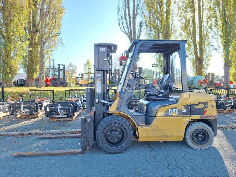 Carretillas elevadoras Caterpillar GP35NT