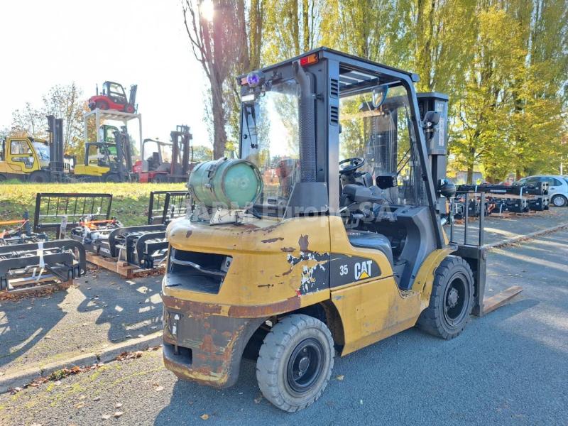 Carretillas elevadoras Caterpillar GP35NT