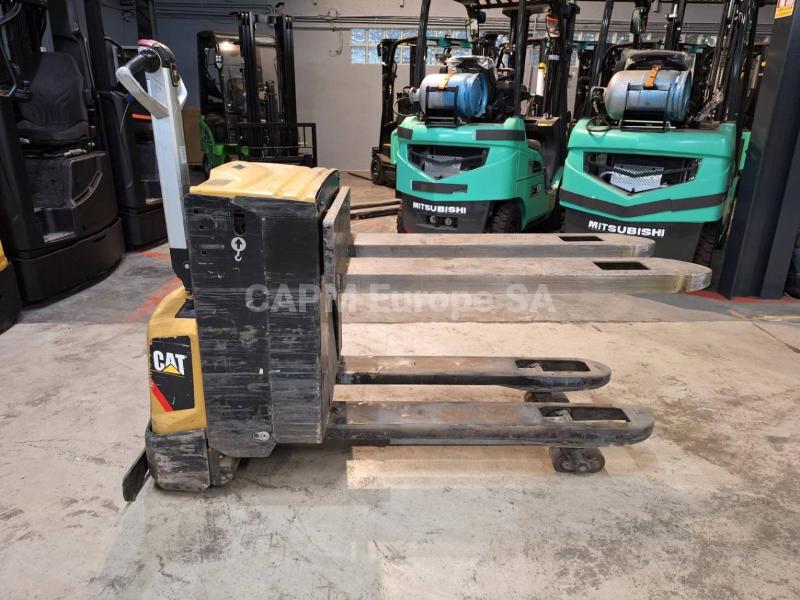 Transpaleta Caterpillar NPP20N2E