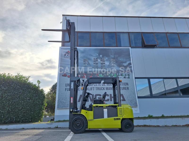 Carrelli elevatori Clark GEX40