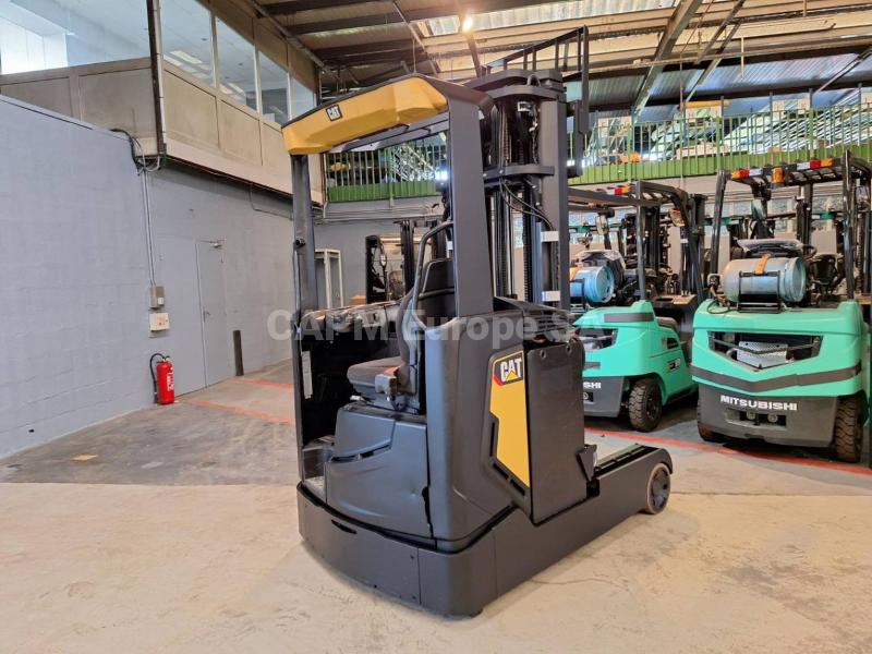 Carrello elevatore retrattile Caterpillar NR20N2H