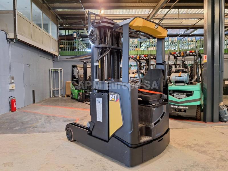 Carrello elevatore retrattile Caterpillar NR20N2H