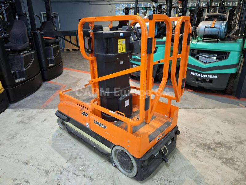 Piattaforma aerea JLG 10MSP