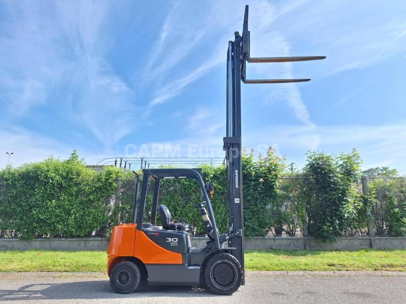 Forklift Doosan D30S 5