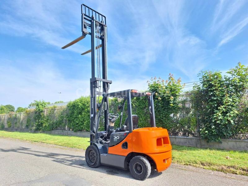 Forklift Doosan D30S 5