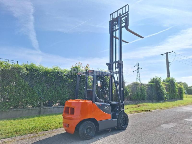 Forklift Doosan D30S 5