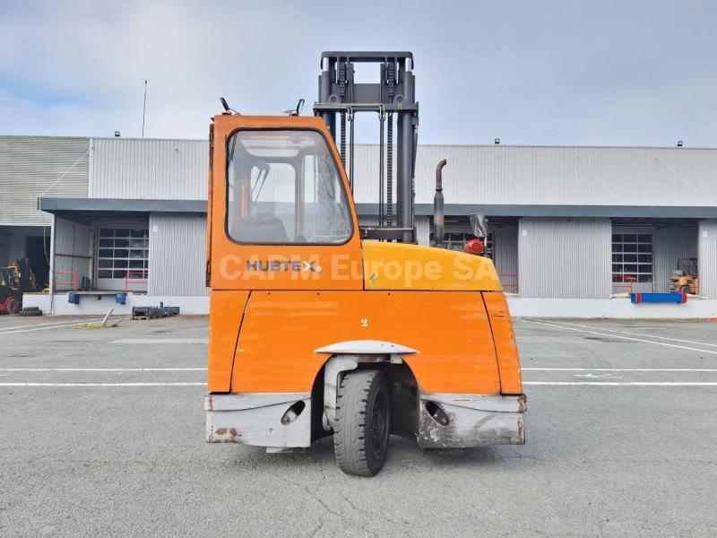 multi directional forklift Hubtex DQ45D