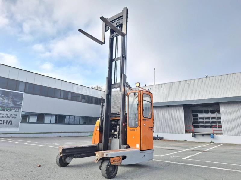 multi directional forklift Hubtex DQ45D