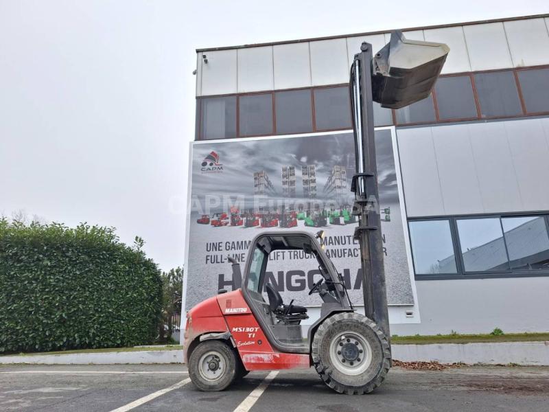 Telescopic handler Manitou MSI30T