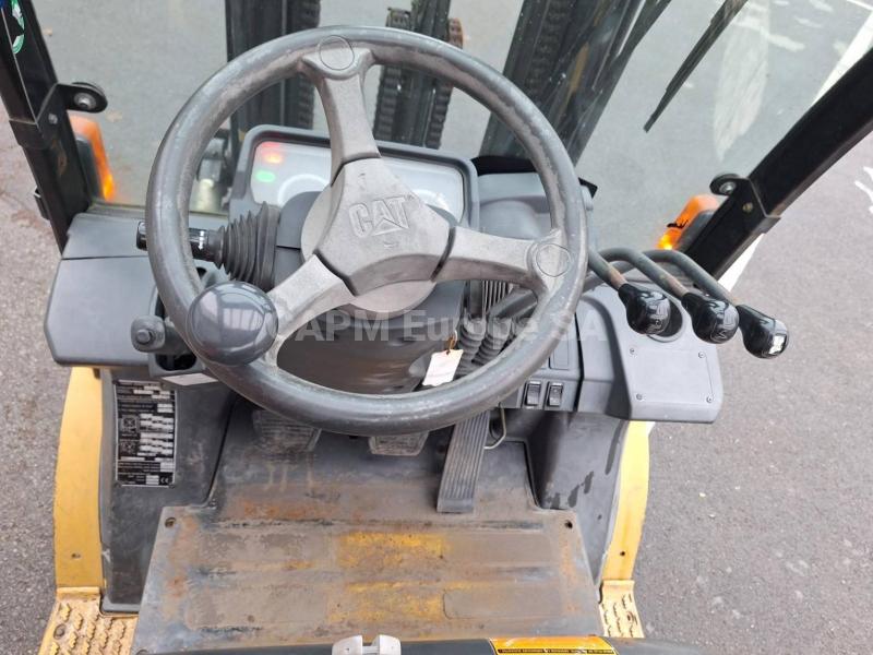 Forklift Caterpillar GP25N