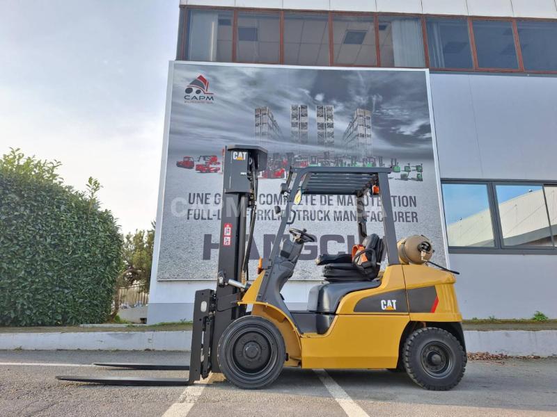 Carretillas elevadoras Caterpillar GP30NT