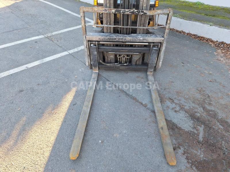 Forklift Caterpillar GP25NT