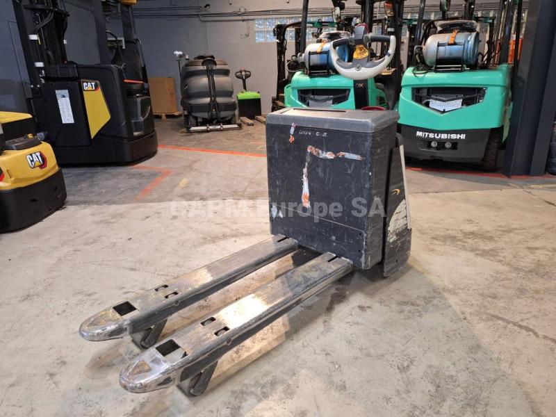 Pallet truck Crown WP3020-2.0