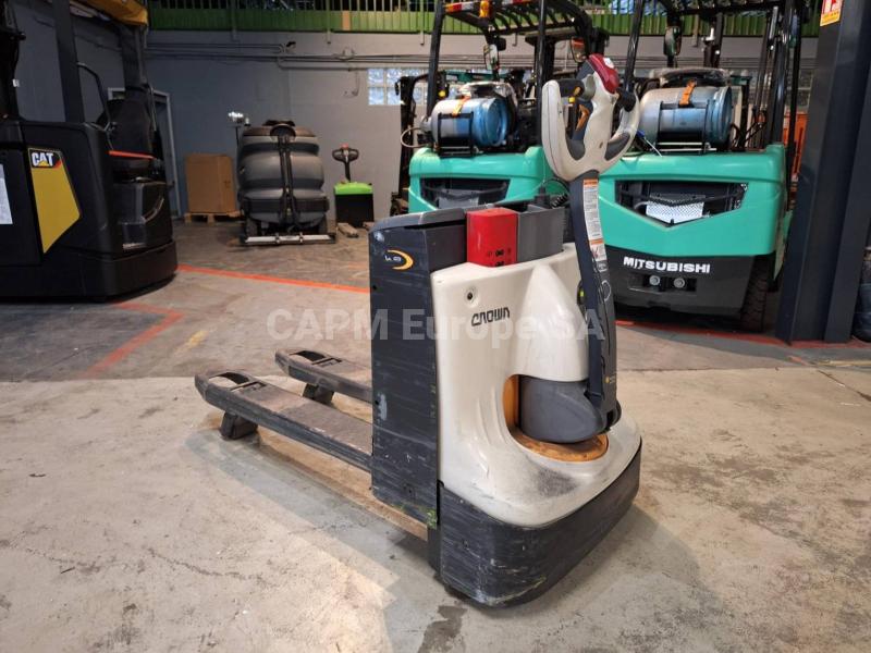 pallet truck Crown WP3010-1.6