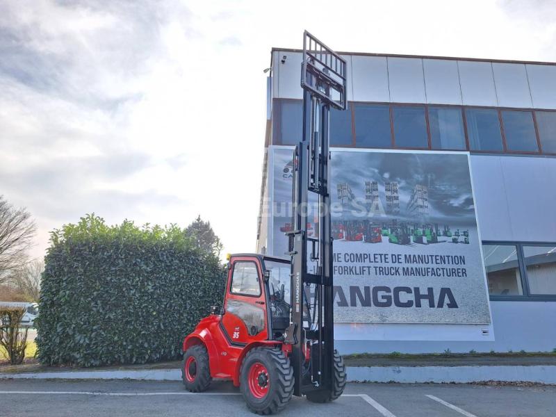 All-terrain forklift Hangcha TT35-4