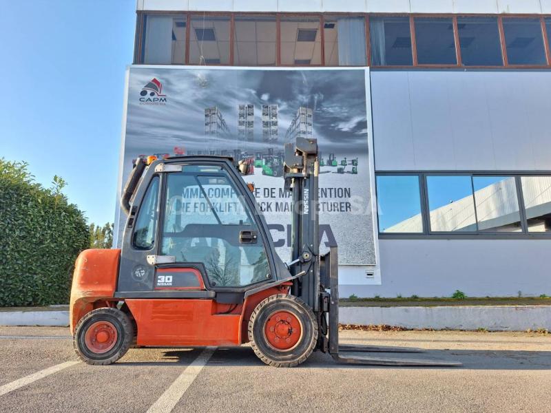 Carretillas elevadoras Nissan FGDO2A30Q