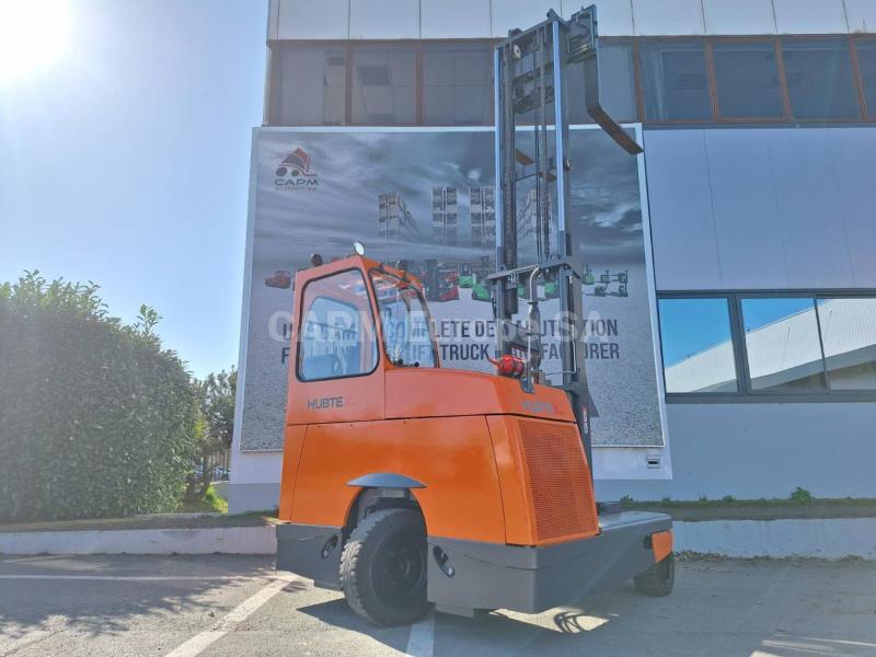 multi directional forklift Hubtex DQ45D