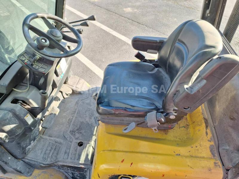 Carrelli elevatori Yale GDP25VX