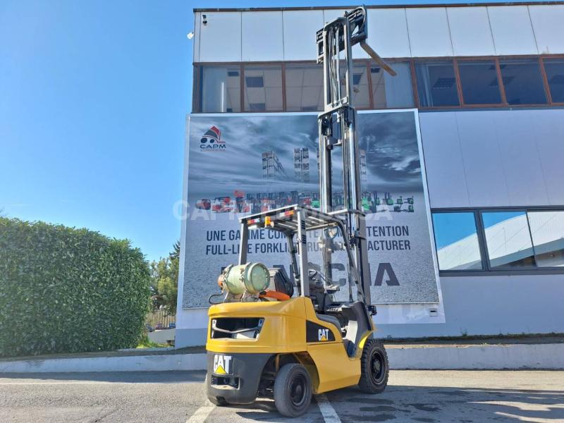 Forklift Caterpillar GP25NT