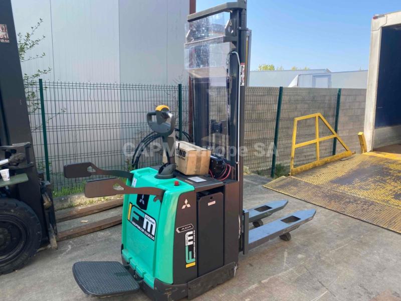 Stacker Mitsubishi SBV12P