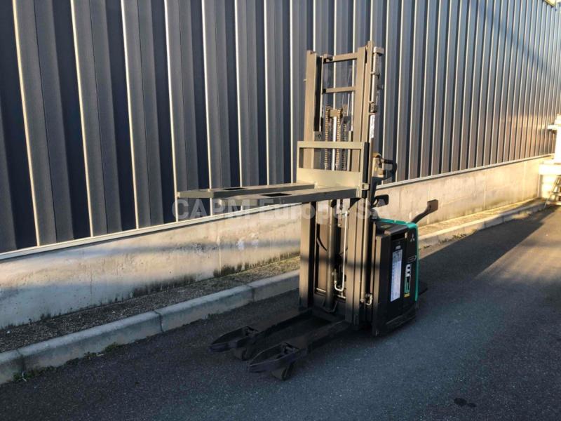 Stacker Mitsubishi SBV12P