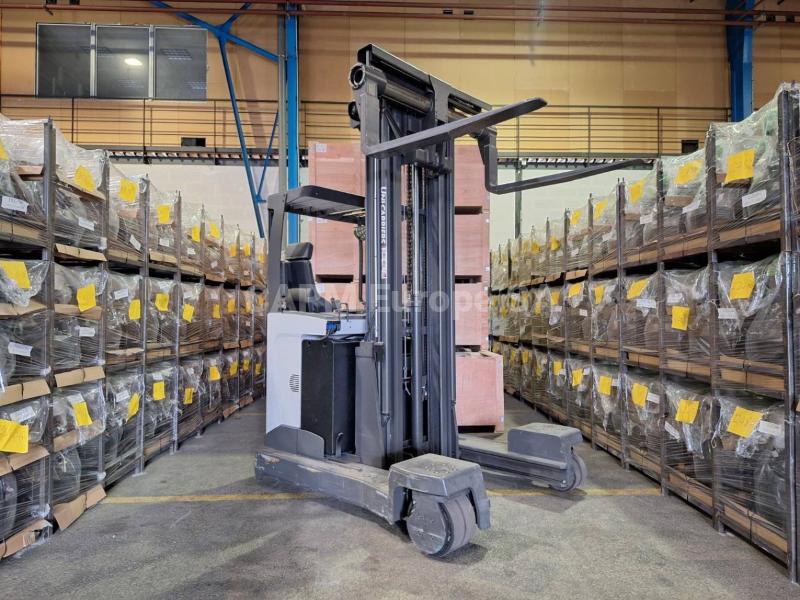 Mehrwege-Seitenstapler UniCarriers 250DTFVRE635UFW
