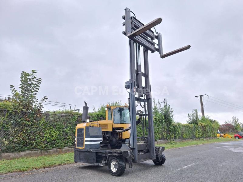 Mehrwege-Seitenstapler Combilift C8000-15