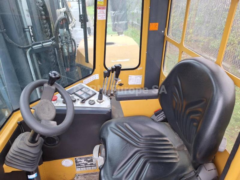 Mehrwege-Seitenstapler Combilift C8000-15