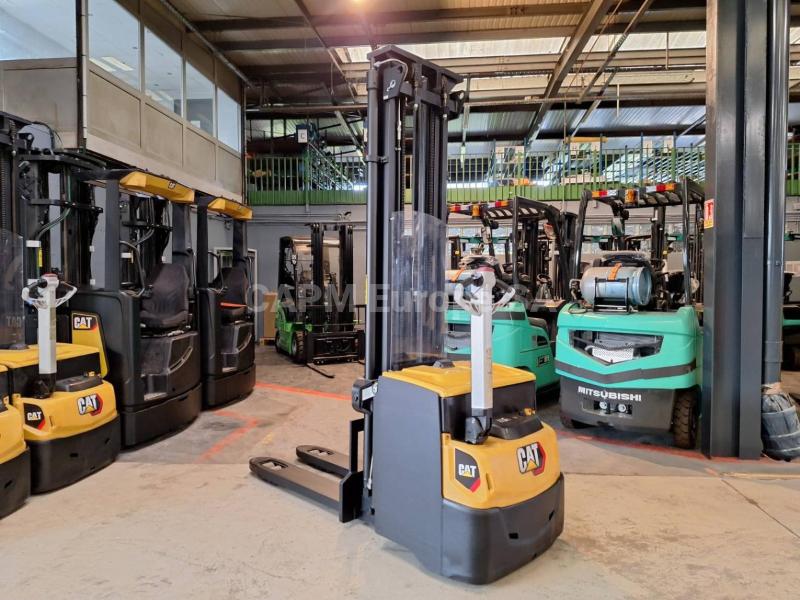 Hochhubwagen Caterpillar NSP16NI