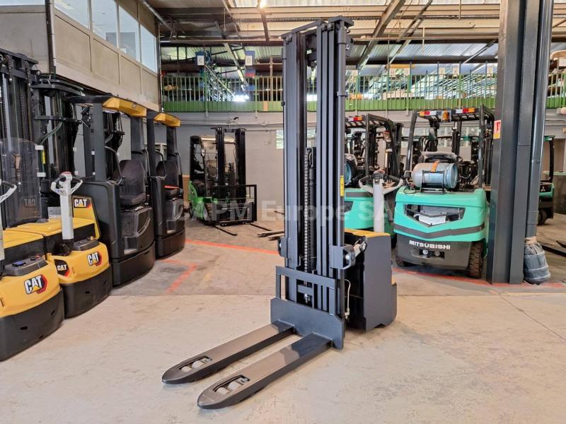 Hochhubwagen Caterpillar NSP16NI