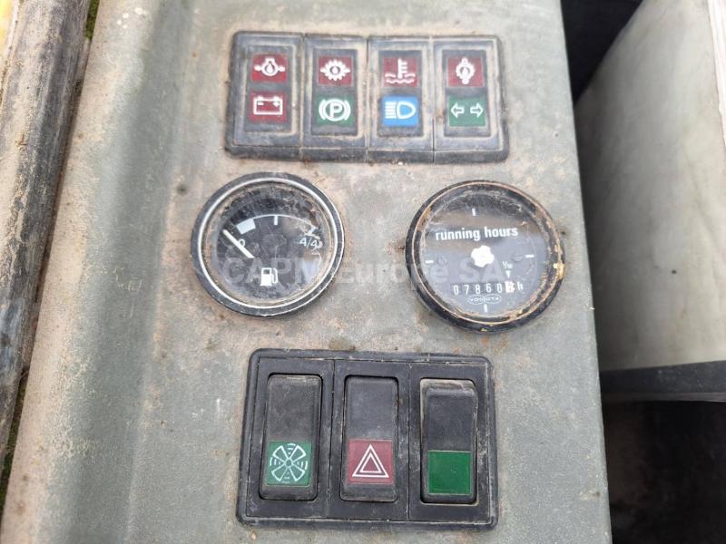 All-terrain forklift Jcb 930-2